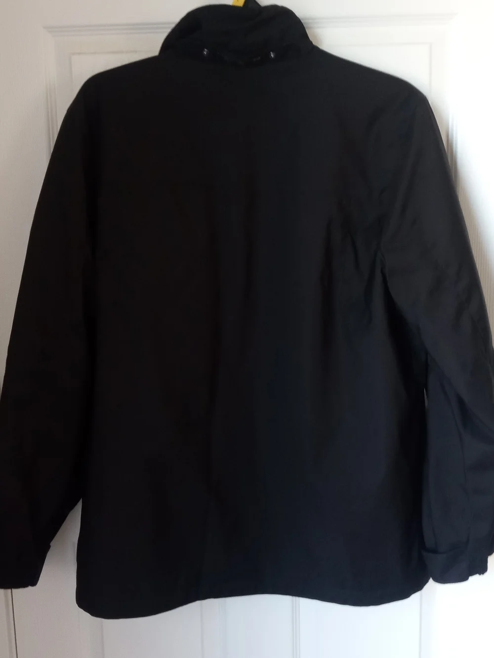 ZeroXposur Black Men's Hooded Windbreaker Jacket